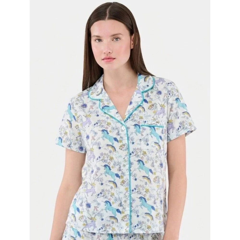 Roller Rabbit Blue and Yellow Horse Print Pajama Shirt (Top Only)